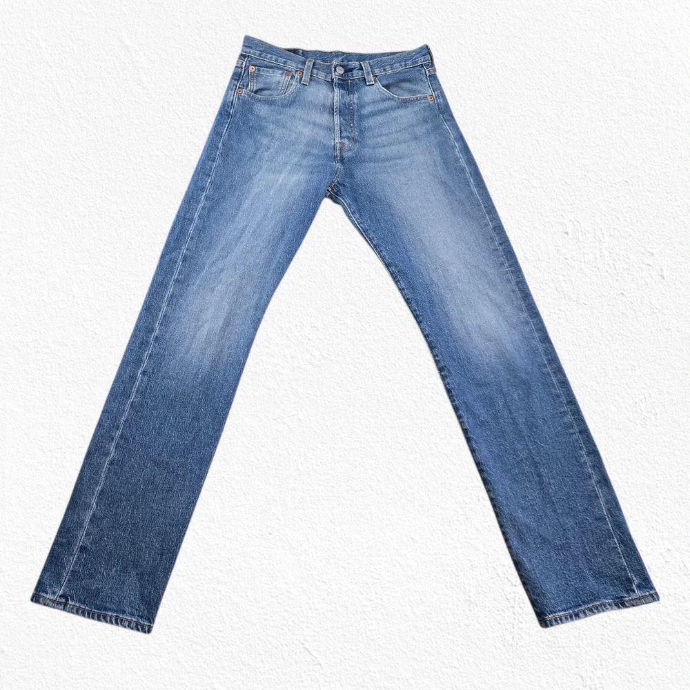 Levi’s 501 ’93 Medium Wash Button Fly Straight Stretch Denim Jeans Size 29 x 32